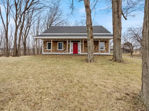 4668 Davis Rd, Union Springs, NY 13160