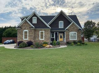 36 Pheonix Cir, Rock Spring, GA 30739