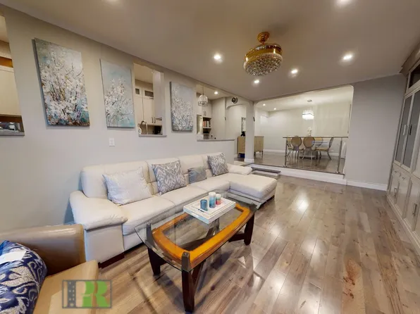 1615 Avenue I image 1 of 14