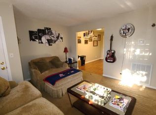 2318 Pinewood Dr, Maryville, TN 37803