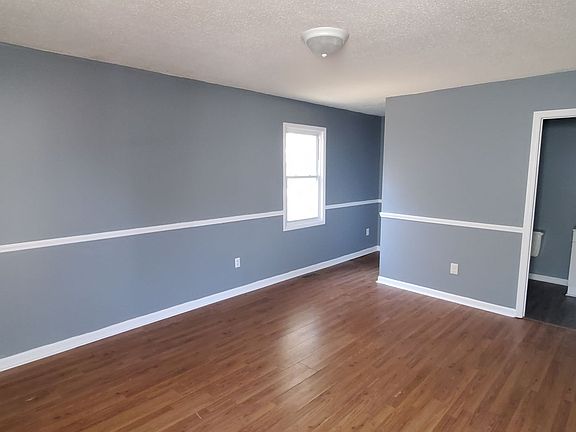 4th image of 1809 Gatewood Ave
