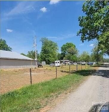 1st image of 2195 Otis Dellinger Rd