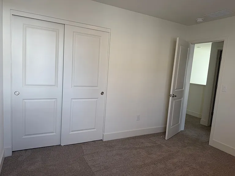 3611 George Sullivan Pkwy — Photo 15