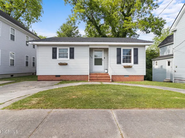 506 W Colonial Avenue, Elizabeth City, NC 27909