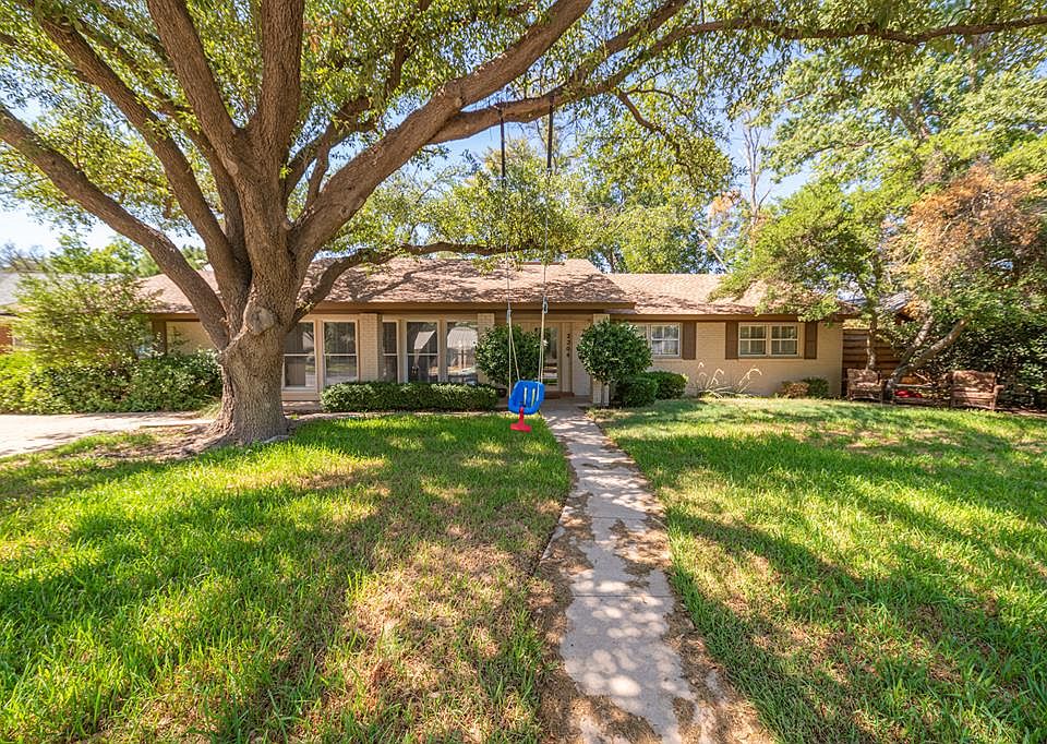 1st image of 2204 Cimmaron Dr