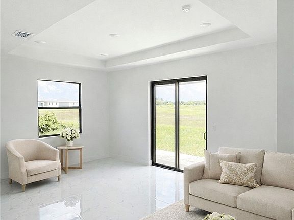 4th image of 9031 W Castle Cir