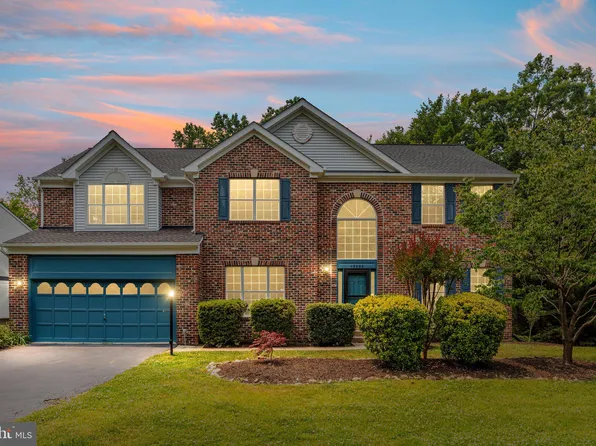 15692 Piedmont Pl, Woodbridge, VA 22193
