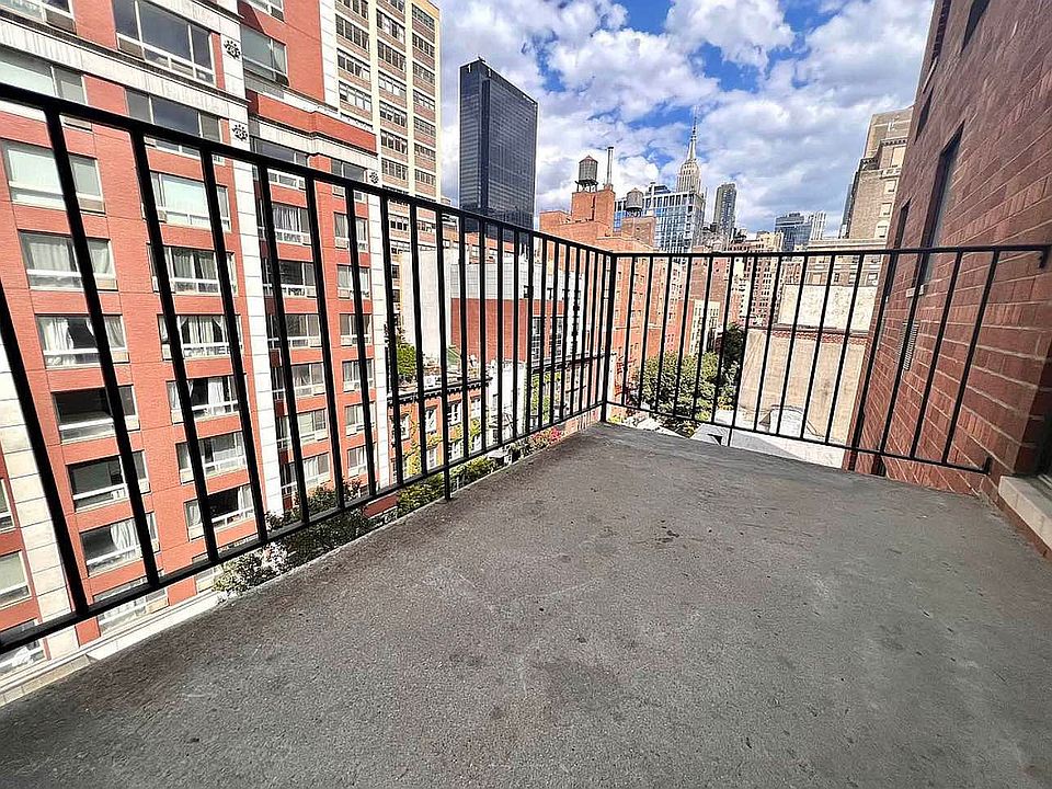 1st image of 370 W 30th St #7EE