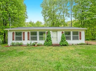 13957 18 Mile Rd, Gowen, MI 49326