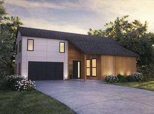 31 Warwick Isle Boulevard, Pine Island, NY 10969