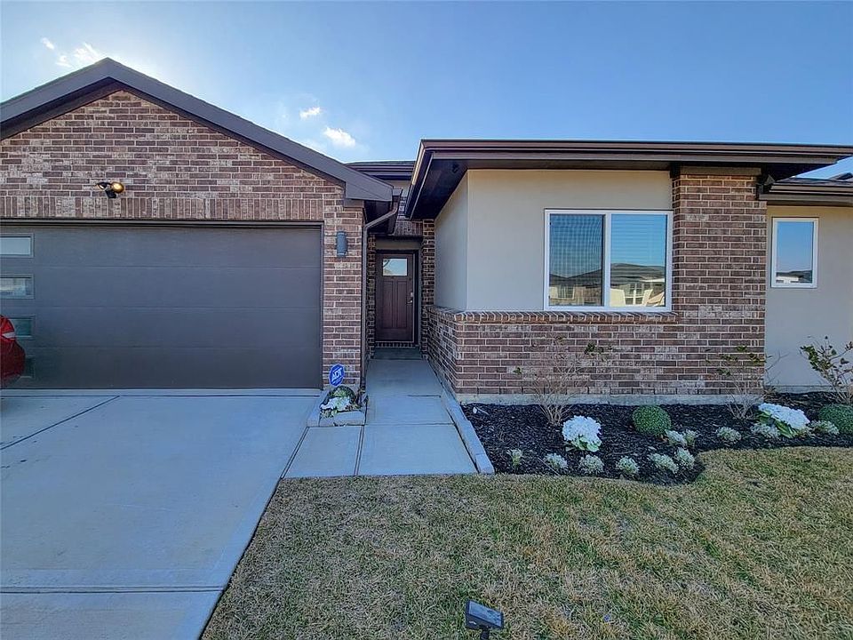 1st image of 3838 Sparkman Ln