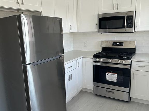 4th image of 4225 Inglewood Blvd APT 203