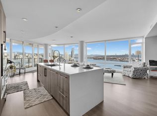 210 Salter St #1705, New Westminster, BC