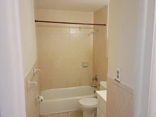 Rented by American Homes Group Inc | media 10