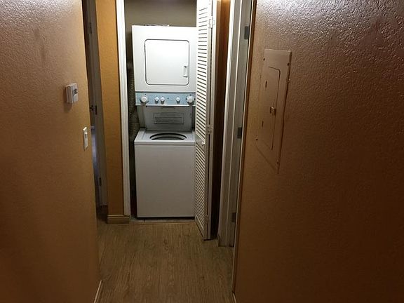 3rd image of 3715 Tallyho Dr APT 89