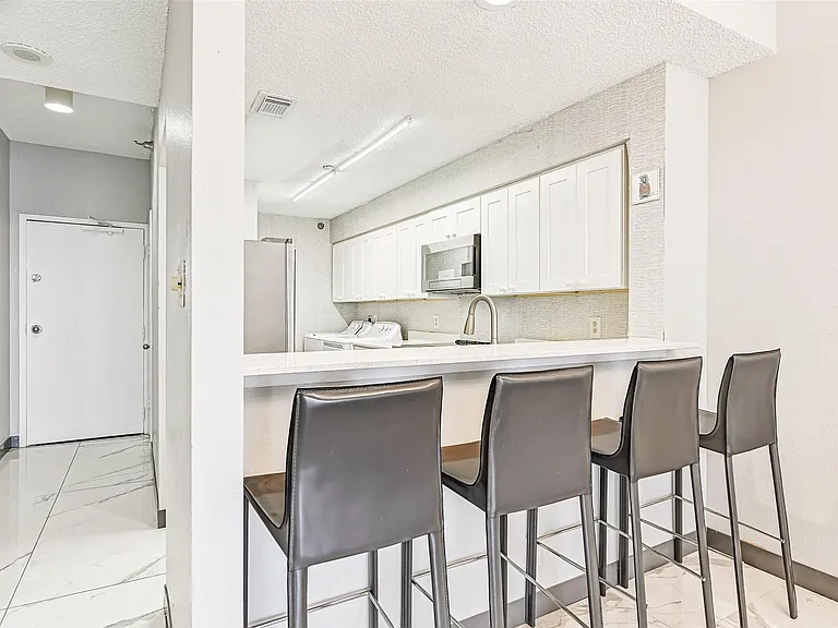 7700 Seawall Blvd #702 — Photo 12