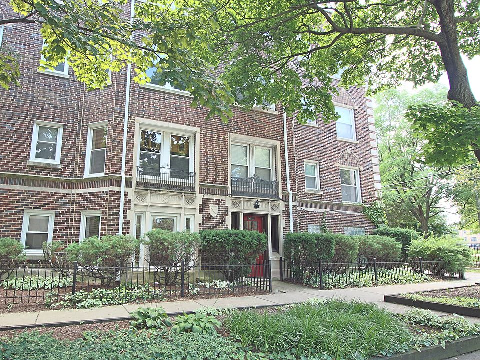 1st image of 1531 W Thorndale Ave #B