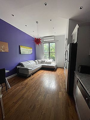 2nd image of 207 Madison St #1
