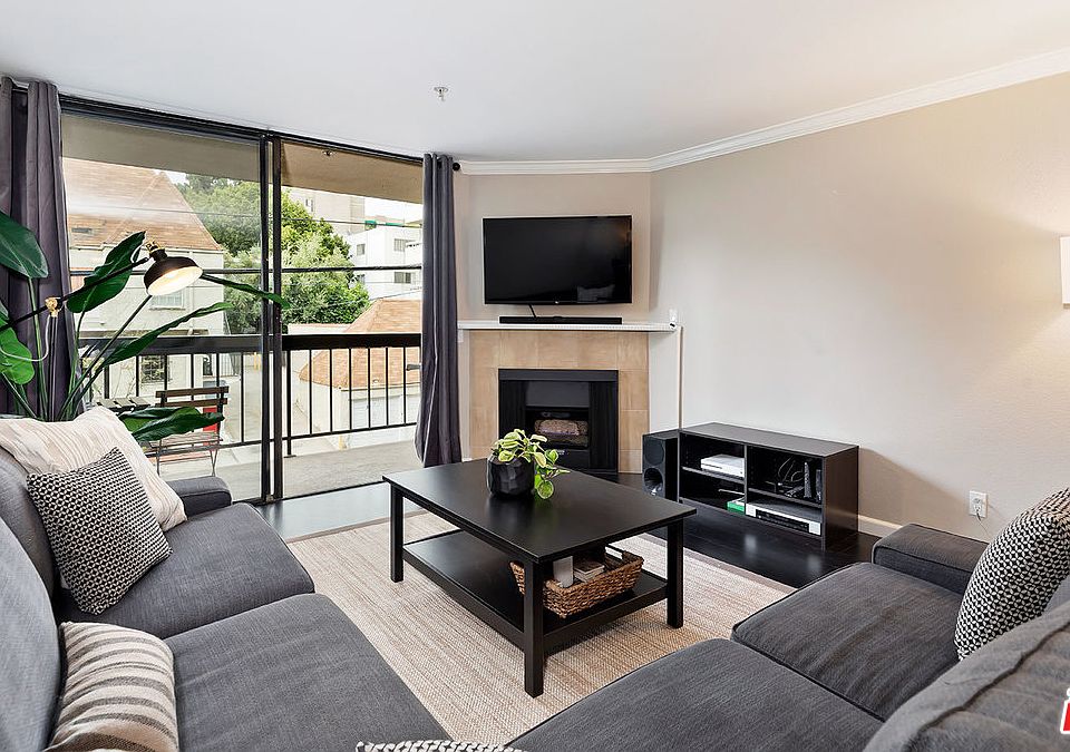1st image of 7320 Hawthorn Ave APT 105
