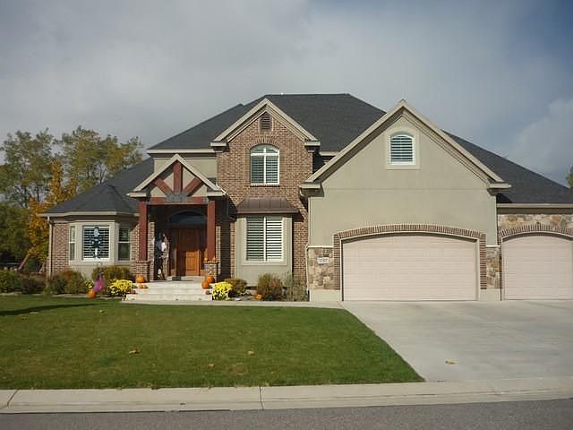 1st image of 1207 E Black Fox Ct