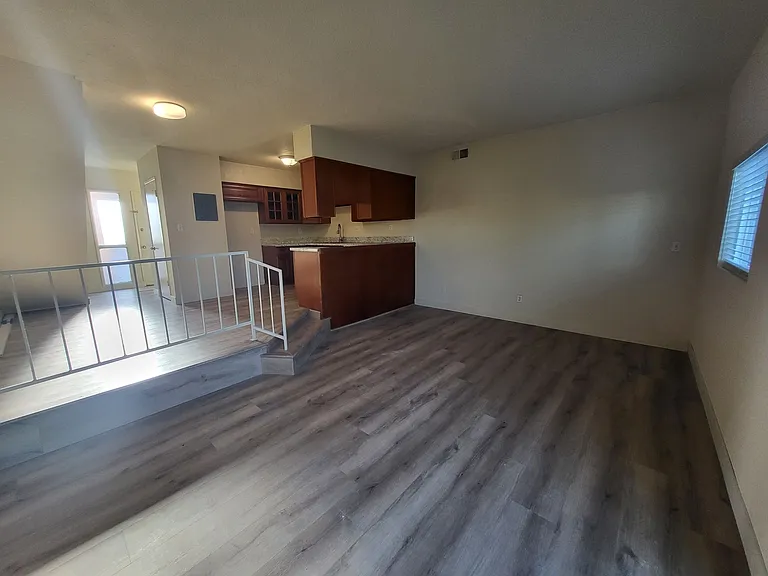 13113 Cypress St #5 — Photo 10