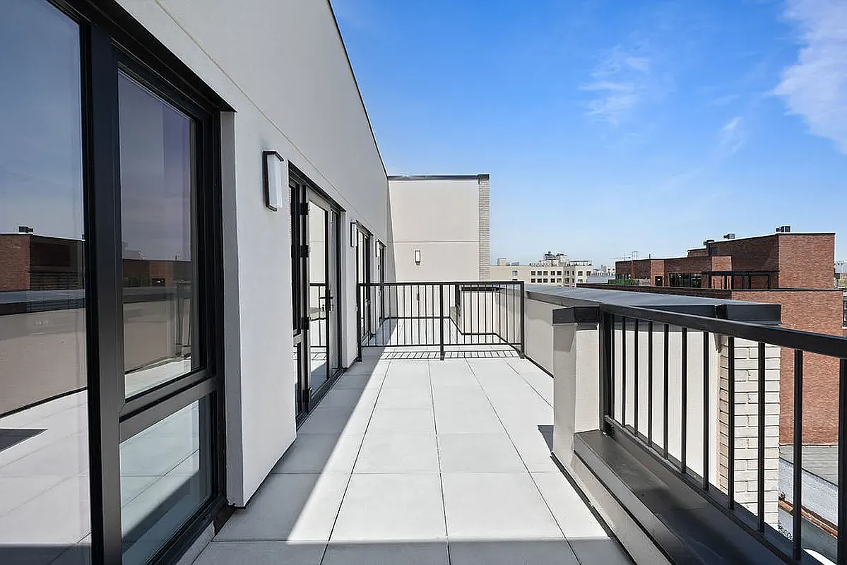 2605 Snyder Avenue — Photo 4