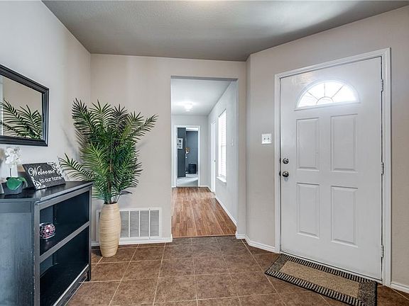 5th image of 5917 Snow Creek Dr