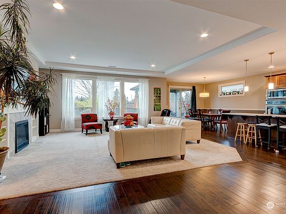 5th image of 15414 NE 17th Street