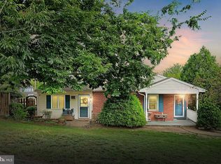 563 Greendale Rd, York, PA 17403