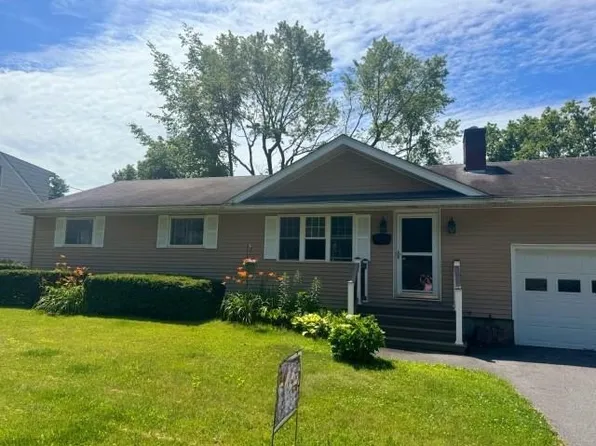 17 Laurel Hill Drive, South Burlington, VT 05403