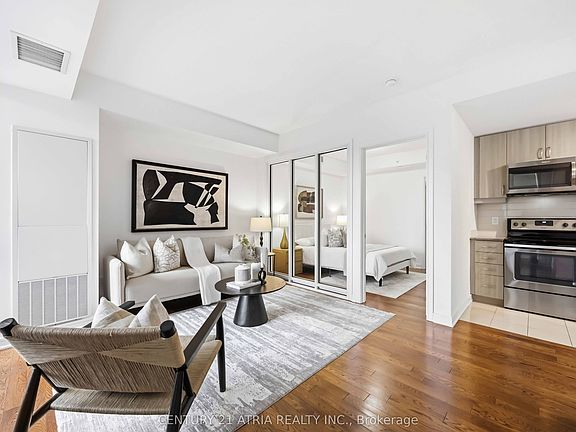 3rd image of 9199 Yonge St Unit 518