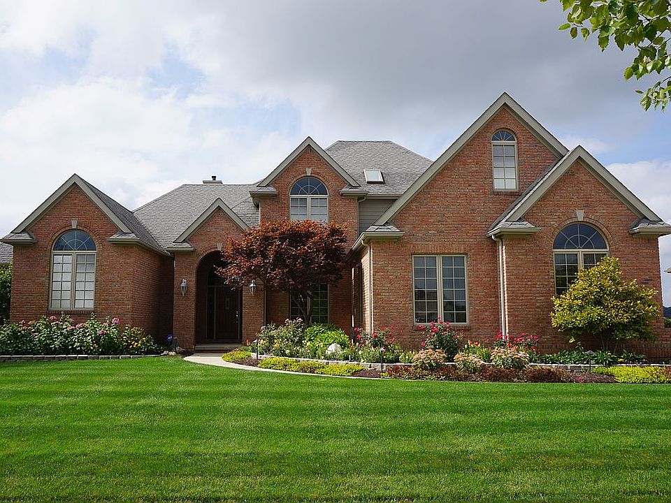 1st image of 618 Saint Annes Ct