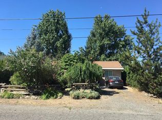 219 3rd Ave, Granger, WA 98932