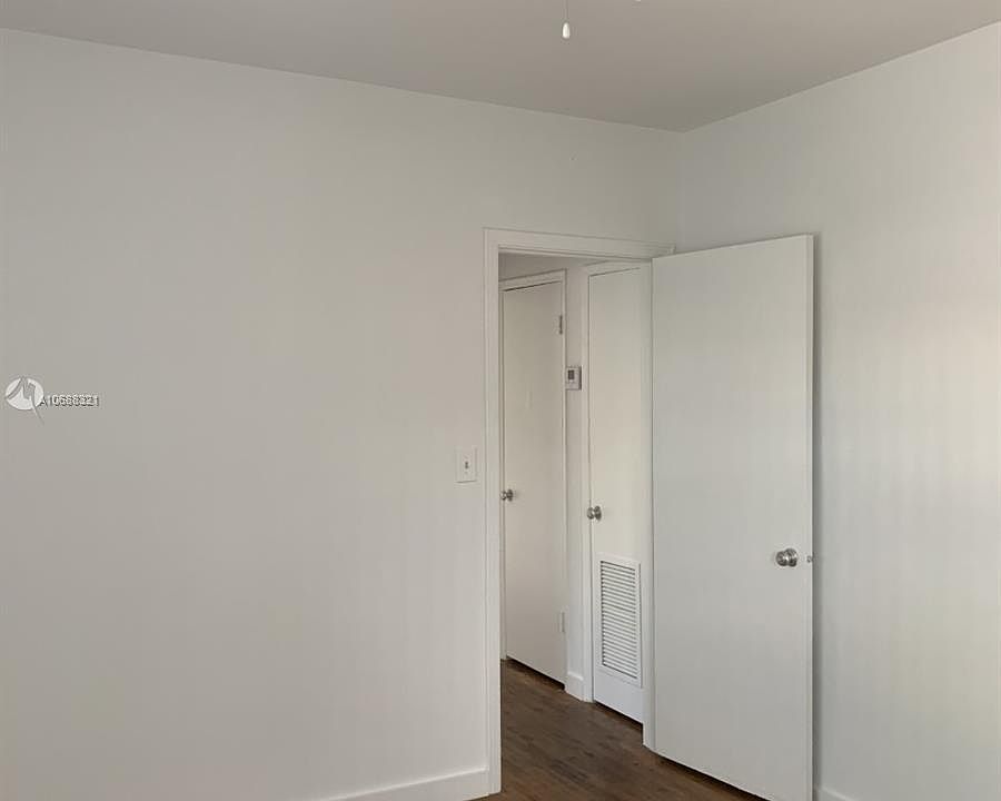 1st image of 221 Antiquera Ave APT 6