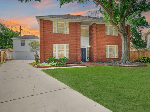 23003 N Waterlily Dr, Richmond, TX 77406