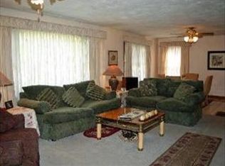 2323 W 207th St, Chicago Heights, IL 60411