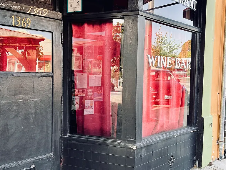 Cute restaurants/shops on Solano