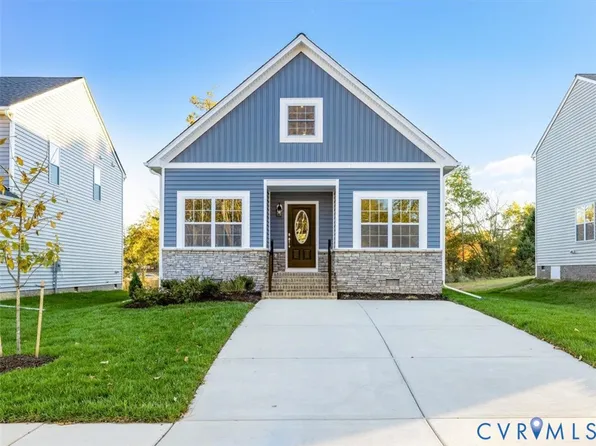 11831 Farnham Woods Dr, Midlothian, VA 23112