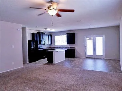9185 Blackstone Dr — Photo 3