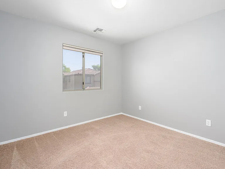 5815 E Grove Ave — Photo 17