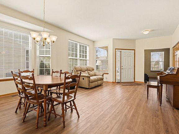 4th image of 1151 Barkston Ln