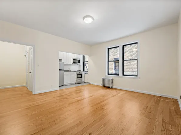 218 West 10th Street image 1 of 10