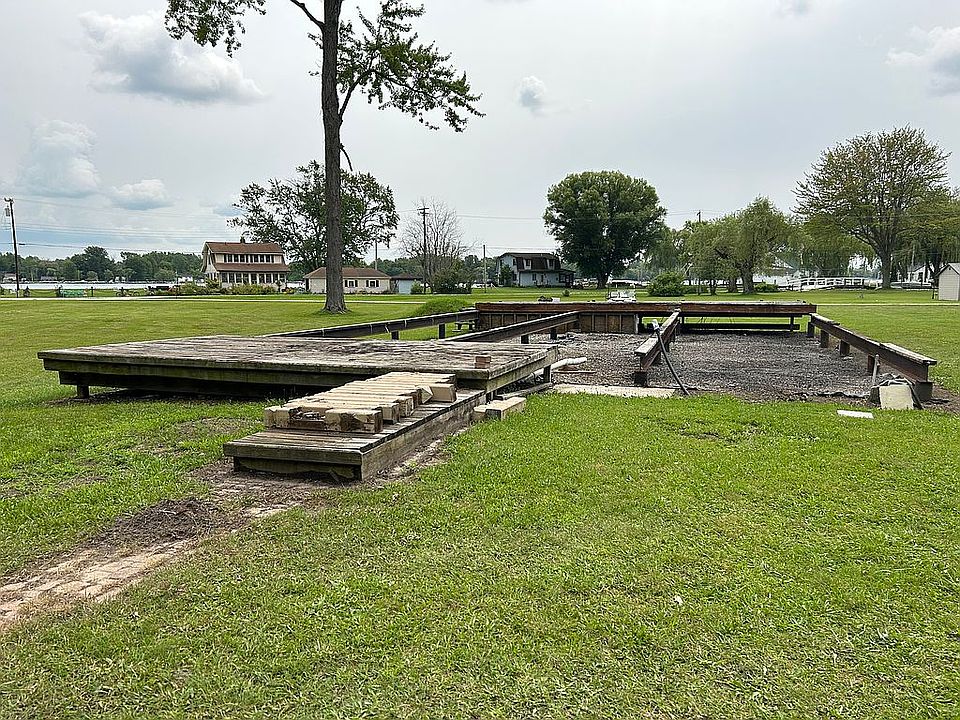 Russell Island Property 