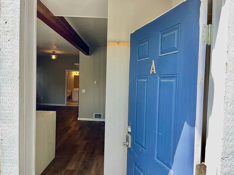 2606 E Madison St — Photo 1