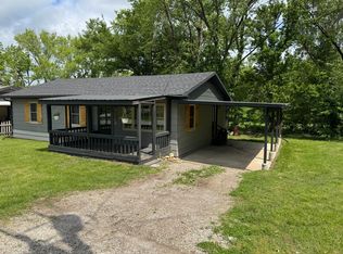 600 Shelton Ave, Ava, MO 65608