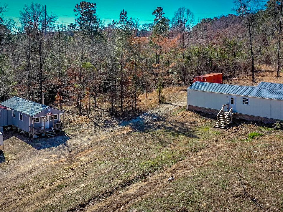 1st image of 701 Peach Dr