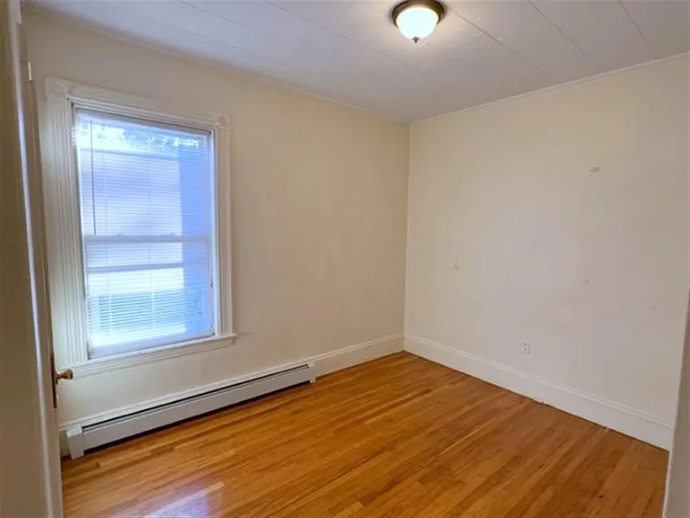 37 Oak St #2F — Photo 5