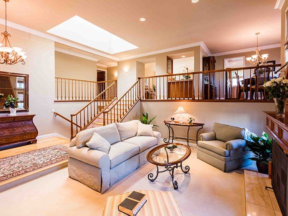 3rd image of 5975 Bowen Ct