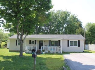 1018 Peach Orchard Rd, Cookeville, TN 38501