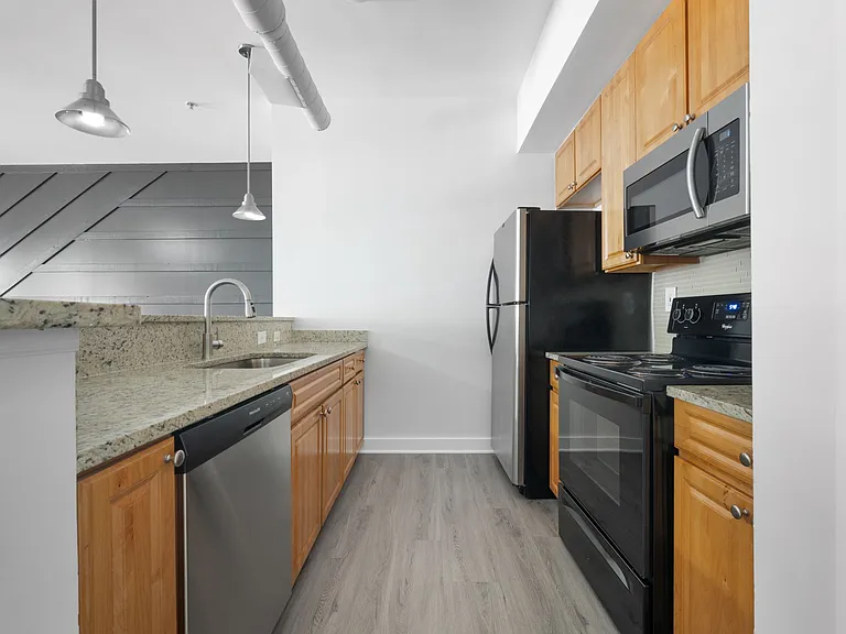 509 Pryor St SW — Photo 2